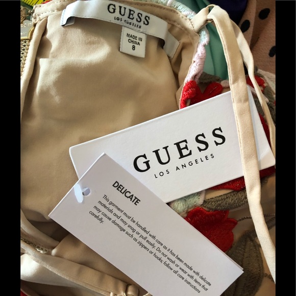 Floral Cut-Out Bodycon Dress - Picture 6 of 6